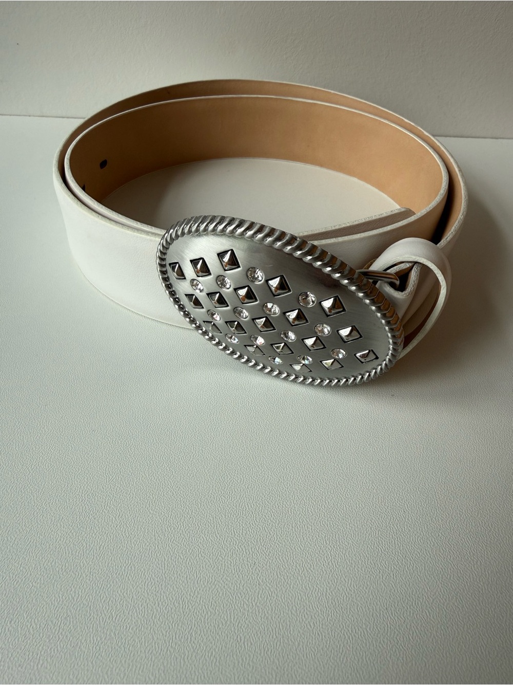 White Leather Belt with Decorative Silver Stud Oval Buckle